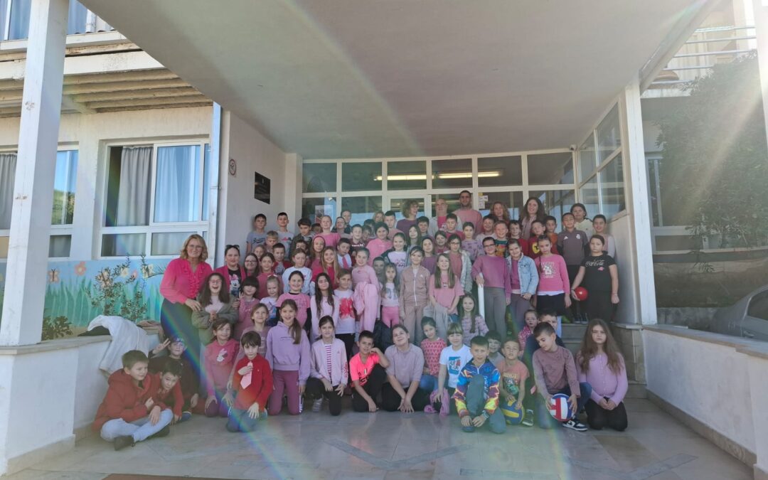 Dan ružičastih majica