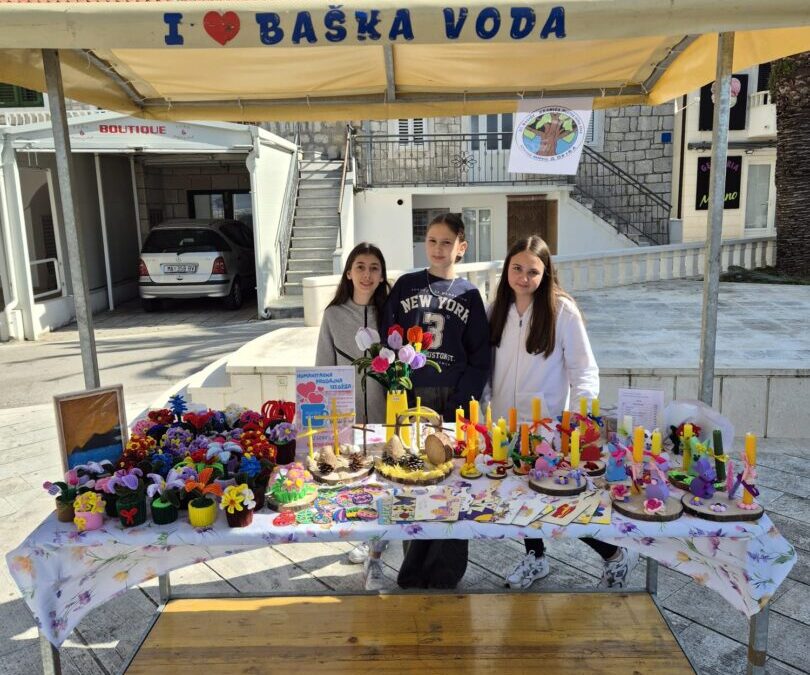 Humanitarna uskrsna izložba u Baškoj Vodi